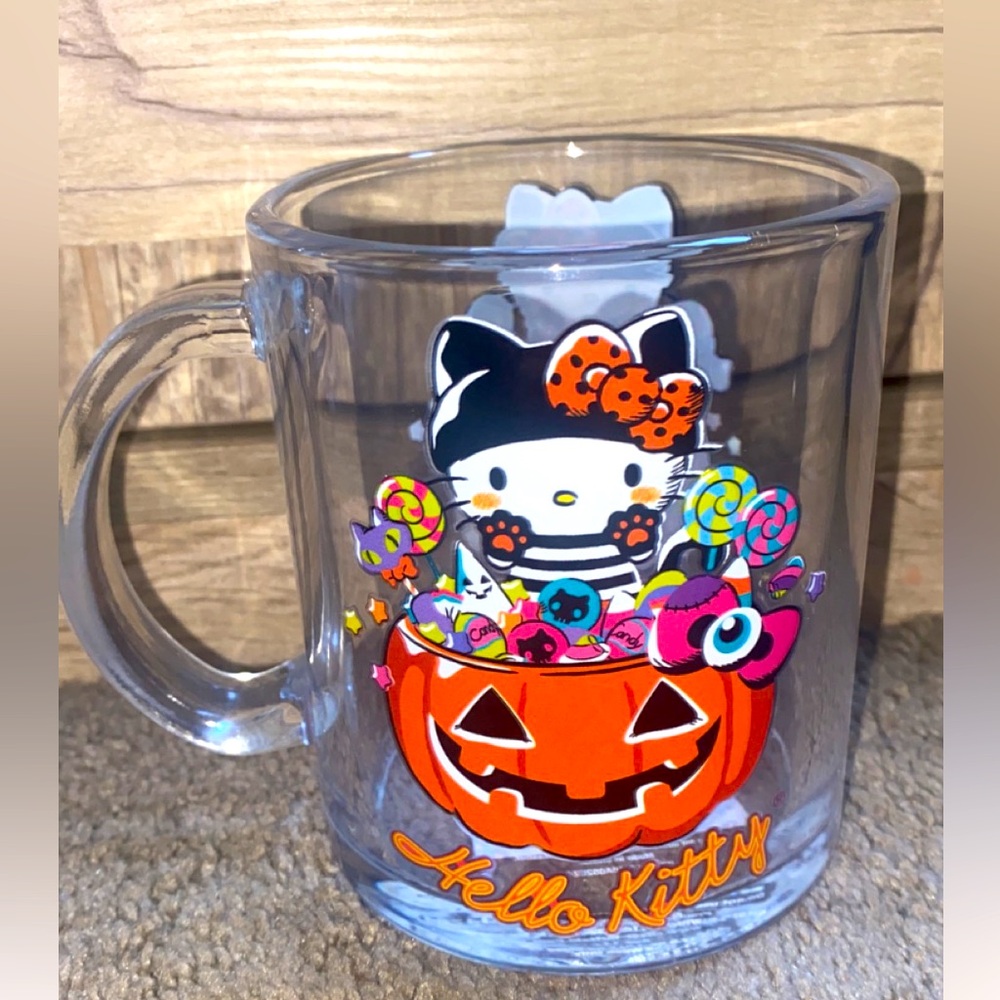 Hello Kitty Halloween mug